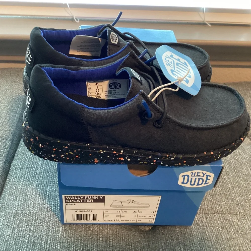 Hey Dude Little Kids Wally Funk Splatter Casual Moccasin Sneakers, size 1